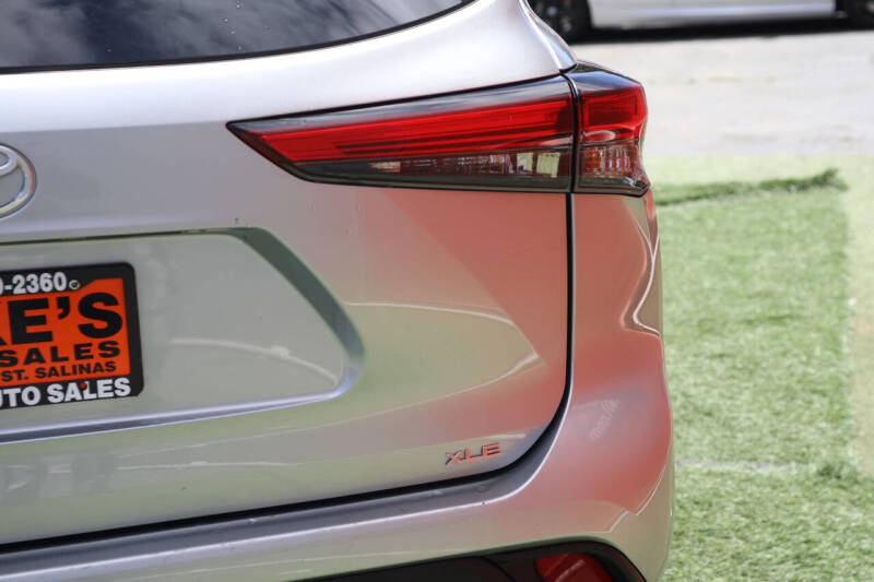 2022 Toyota Highlander XLE