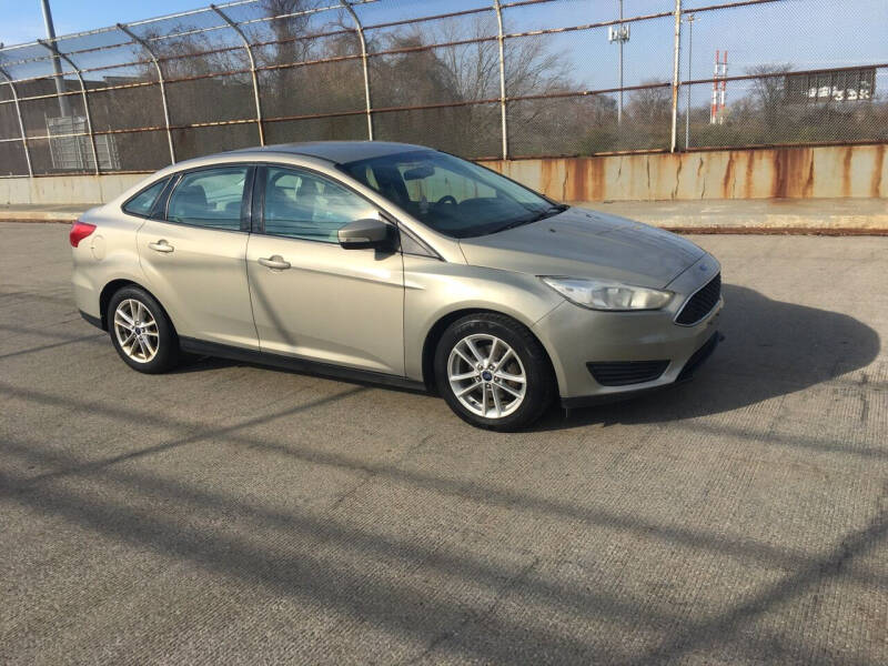 2015 Ford Focus SE photo 28