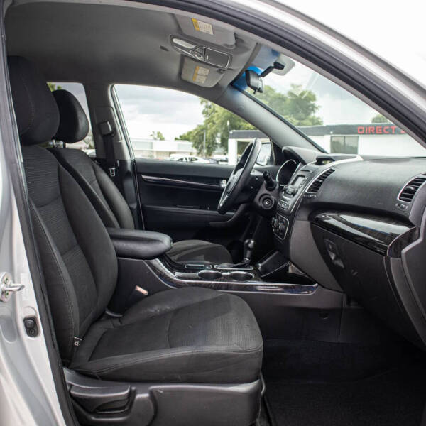2014 Kia Sorento LX