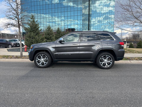 2019 Jeep Grand Cherokee for sale at You Win Auto in Burnsville MN