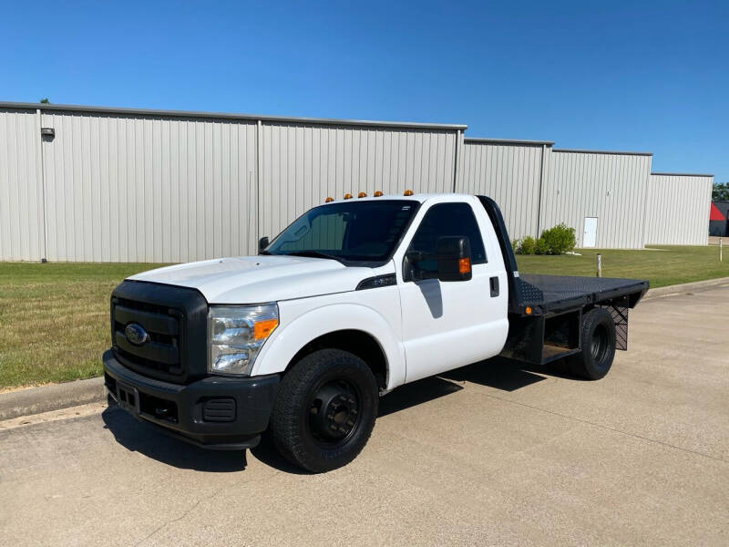 2013 Ford F-350 Super Duty for sale at Preferred Auto Sales in Whitehouse TX