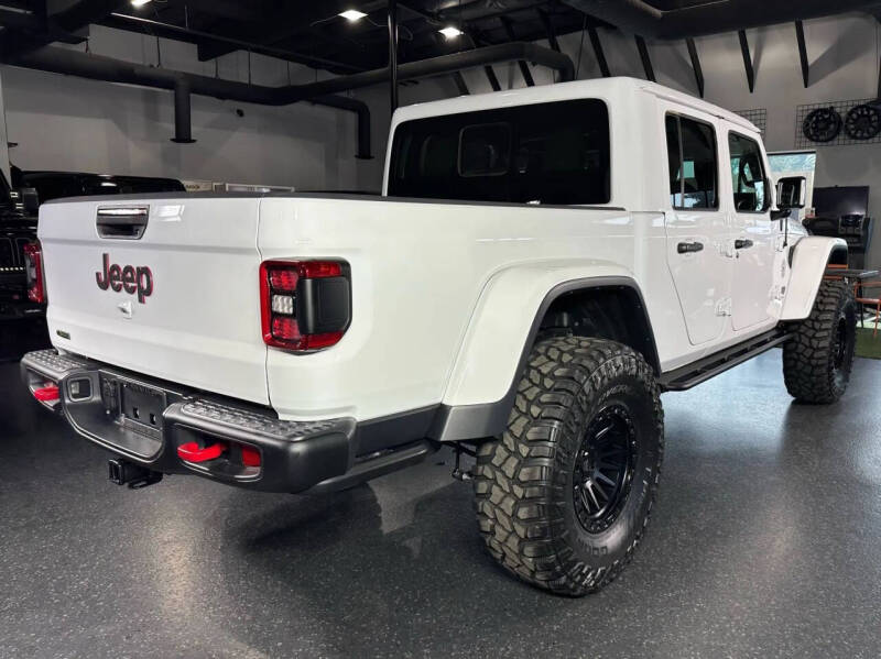 2023 Jeep Gladiator