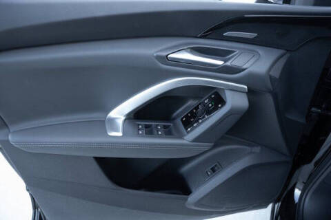 2025 Audi Q5 quattro Premium Plus TFSI