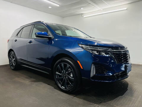 2022 Chevrolet Equinox for sale at Champagne Motor Car Company in Willimantic CT