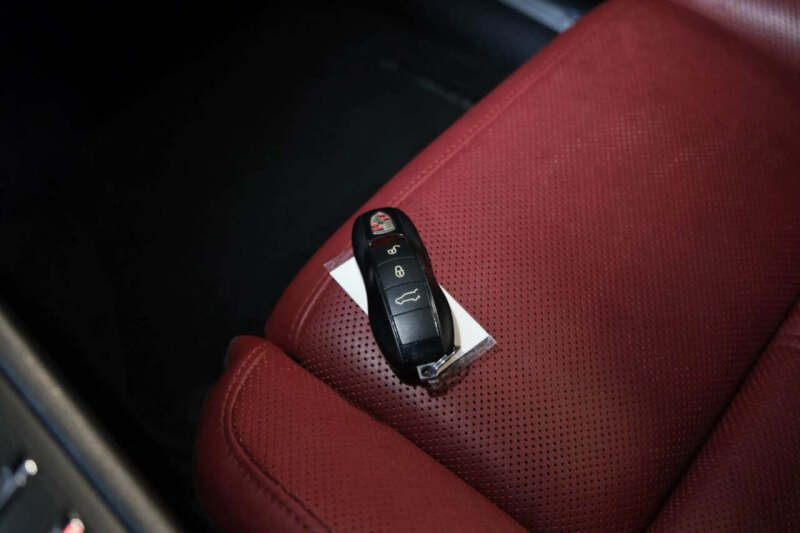 2017 Porsche Macan S