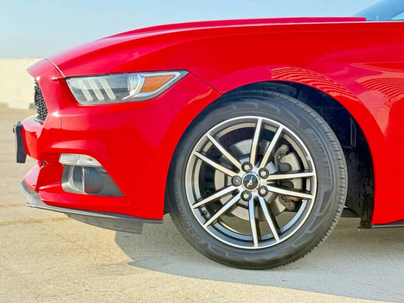 2017 Ford Mustang EcoBoost Premium