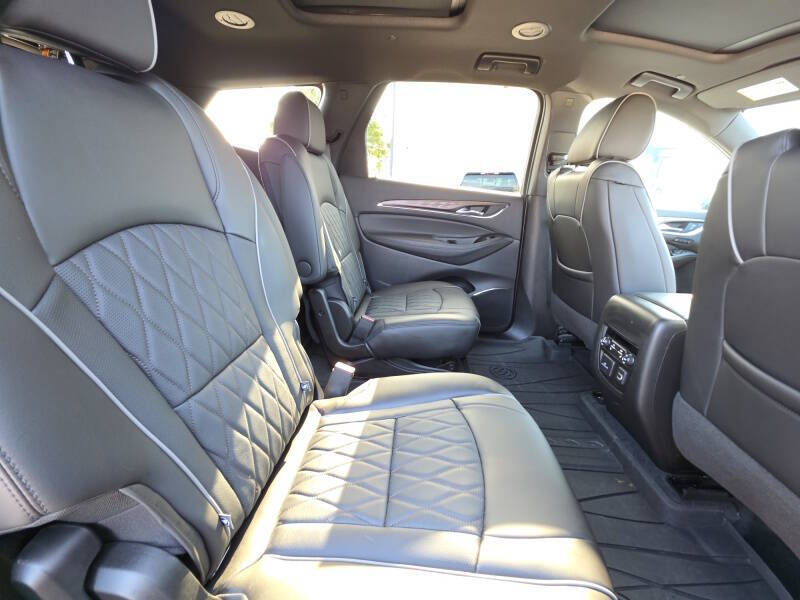 2024 Buick Enclave Avenir