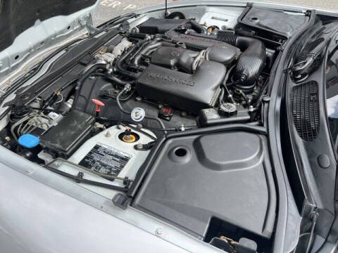2005 Jaguar XKR