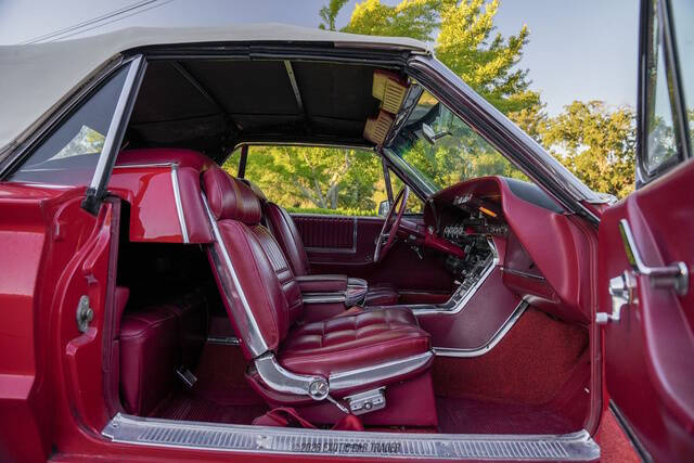 1966 Ford Thunderbird