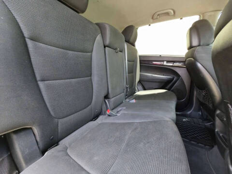 2014 Kia Sorento LX