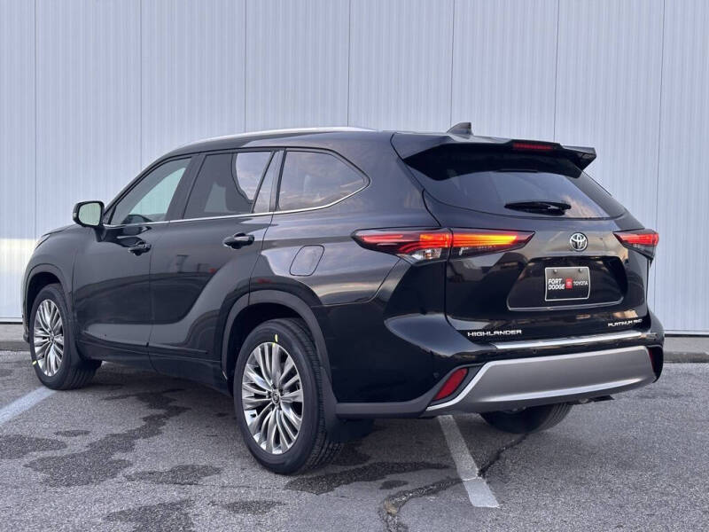 2026 Toyota Highlander Platinum