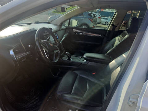 2018 Cadillac XT5 Luxury