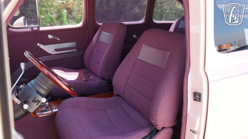 1947 Ford Customline