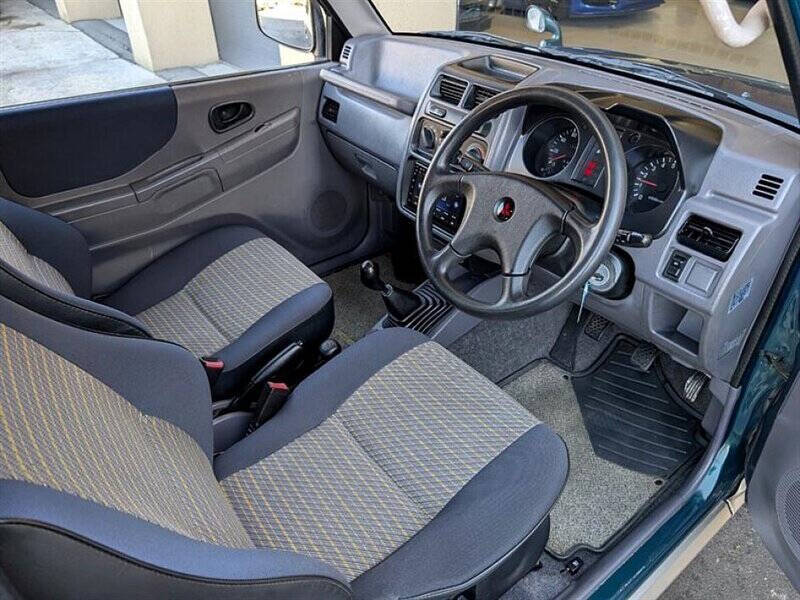 1995 Mitsubishi Pajero Mini