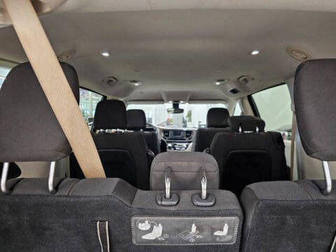 2017 Chrysler Pacifica Touring