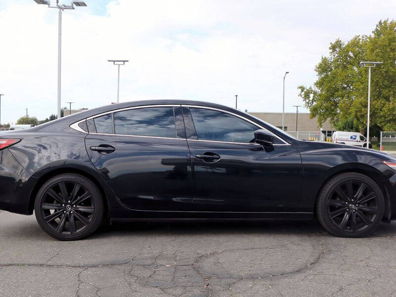 2018 Mazda MAZDA6 Signature