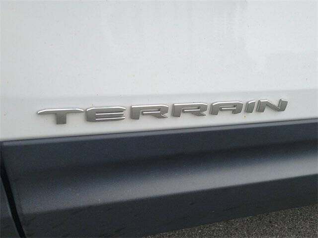 2022 GMC Terrain SLT