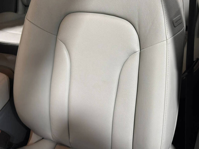 2015 Audi Q5 2.0T quattro Premium Plus