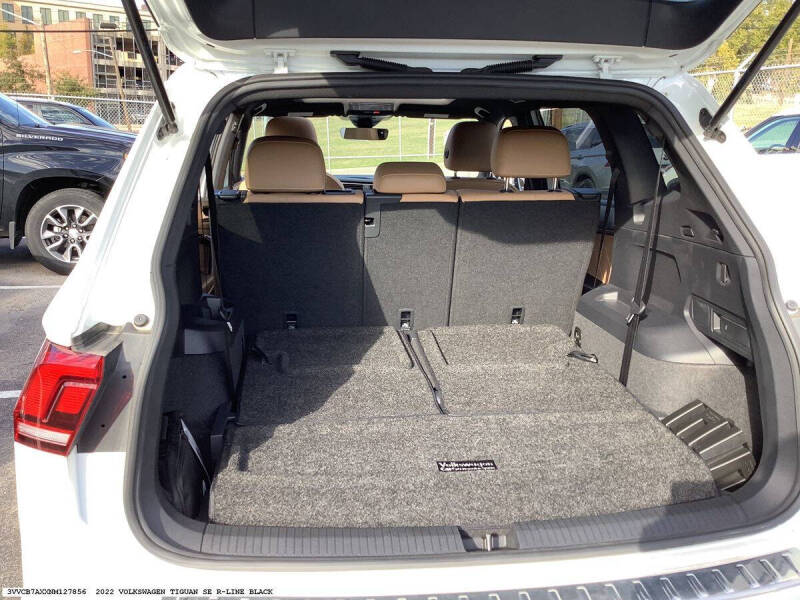 2022 Volkswagen Tiguan SE R-Line Black