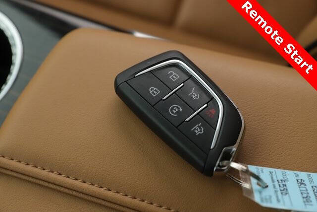 2025 Cadillac Escalade Premium Luxury