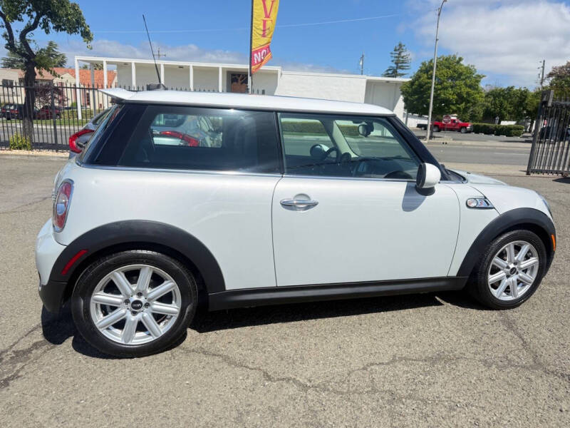 2012 MINI Cooper Hardtop S