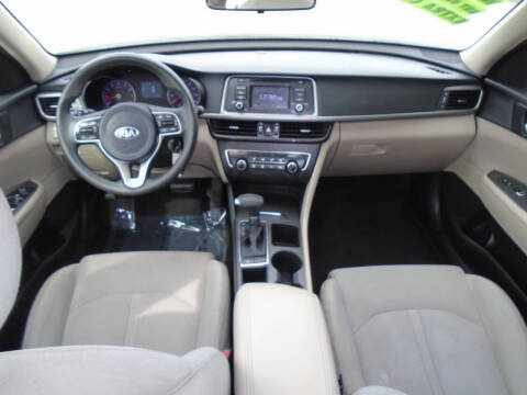2017 Kia Optima LX