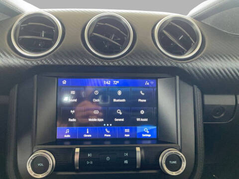 2021 Ford Mustang EcoBoost
