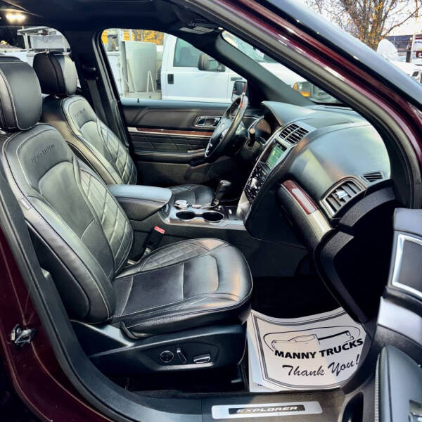 2018 Ford Explorer Platinum