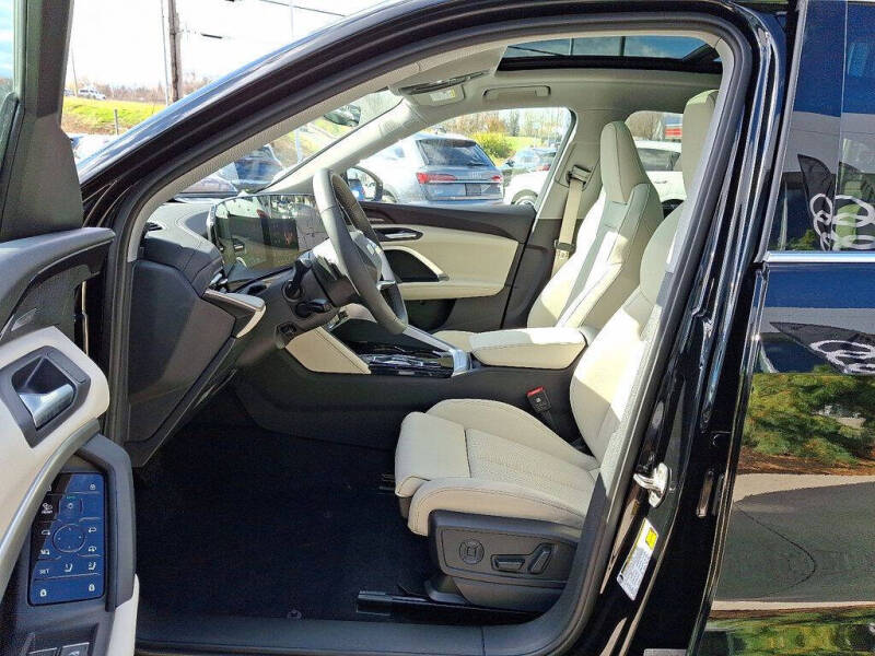 2025 Audi Q5 quattro Premium Plus TFSI