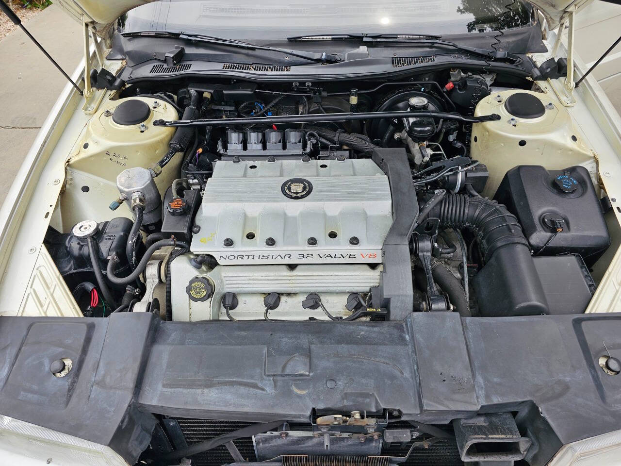 1993 Cadillac Allante 46
