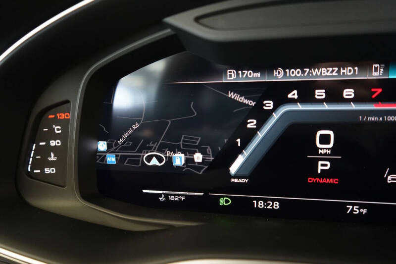 2023 Audi SQ8 4.0T quattro Premium Plus