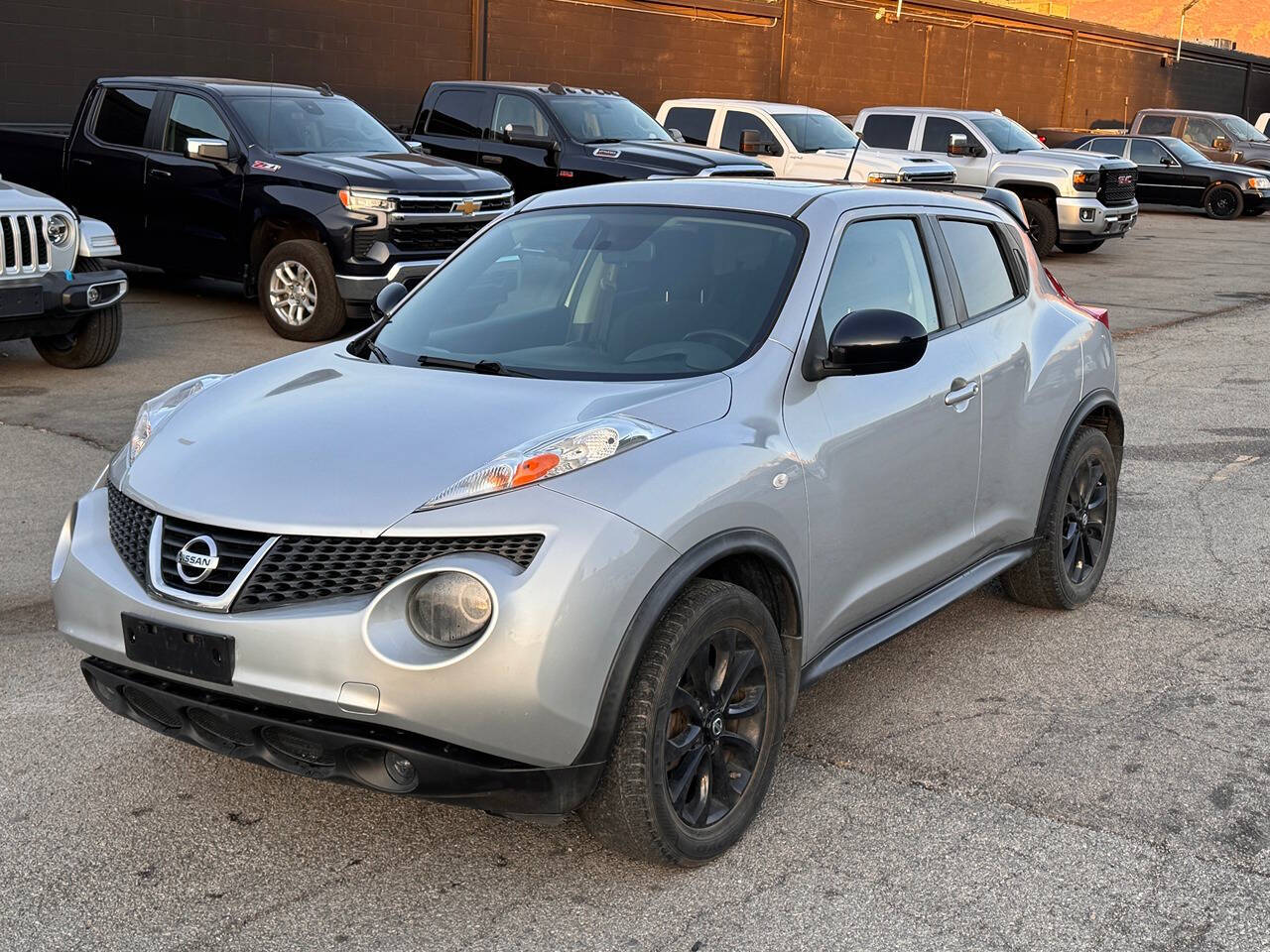 2013 Nissan JUKE for sale at TWIN PEAKS AUTO in Orem, UT