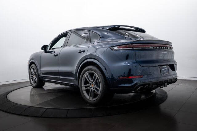 2025 Porsche Cayenne Coupe