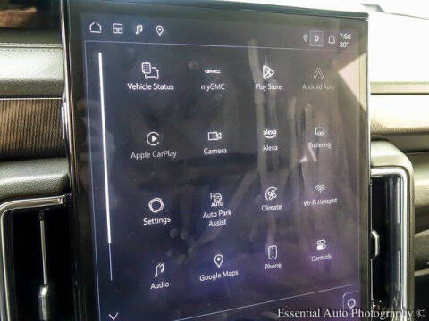 2025 GMC Yukon Elevation