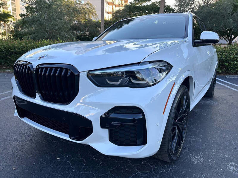 2022 BMW X5 M50i