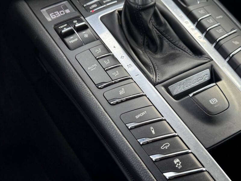 2017 Porsche Macan GTS