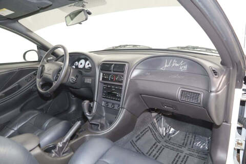 2002 Ford Mustang GT Deluxe