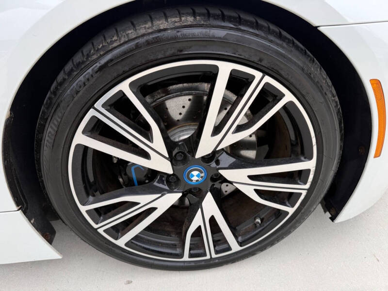 2016 BMW i8
