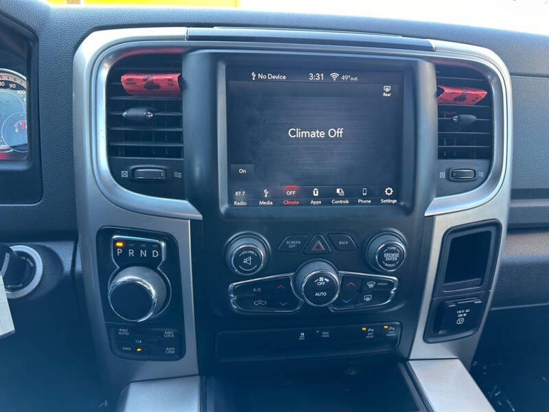 2019 RAM 1500 Classic SLT