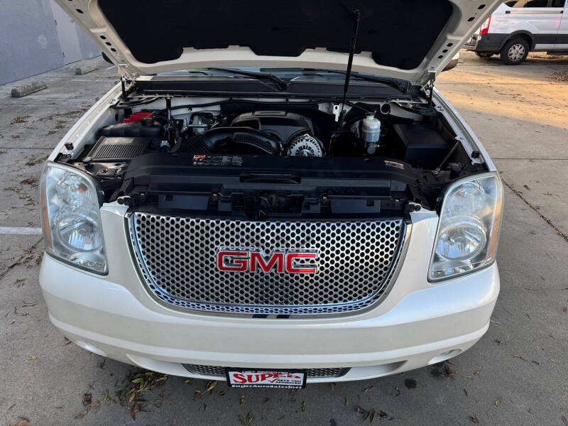 2012 GMC Yukon XL Denali