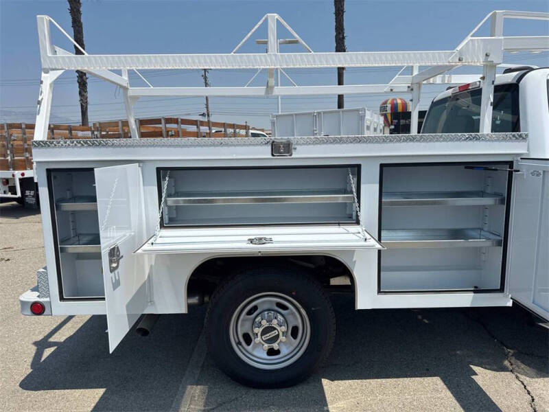 2025 Ford F-350 Super Duty XL