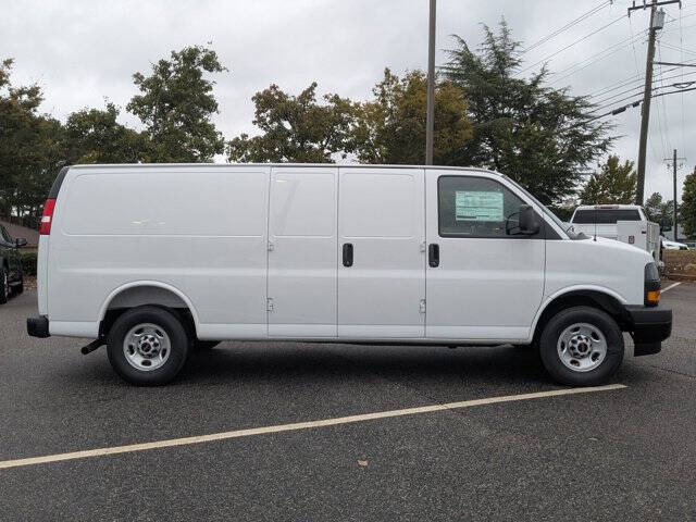 2025 GMC Savana 2500