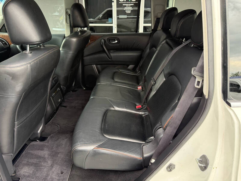 2017 Nissan Armada SL