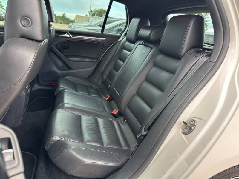 2010 Volkswagen GTI Base PZEV