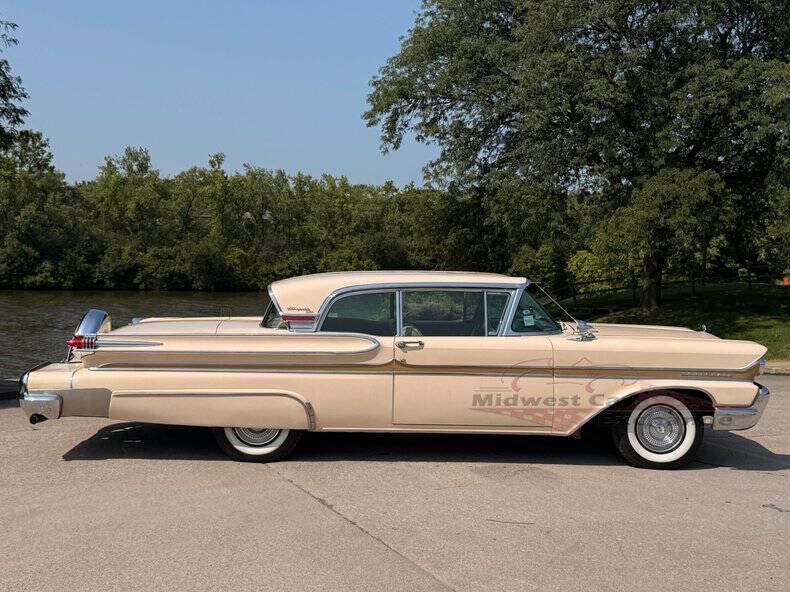 1958 Mercury Turnpike Cruiser