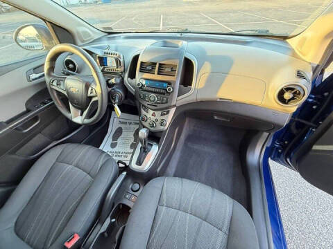 2013 Chevrolet Sonic LT Auto