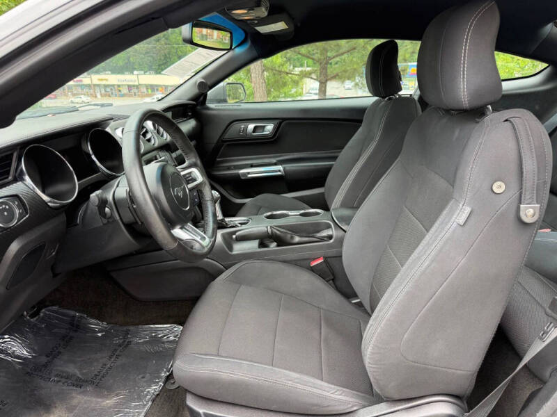 2016 Ford Mustang V6