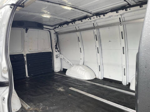 2019 Chevrolet Express 2500