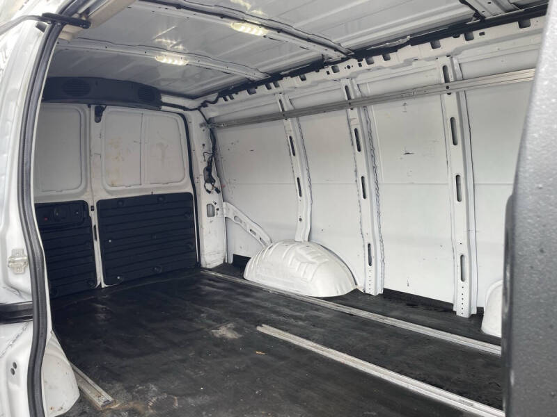 2019 Chevrolet Express 2500