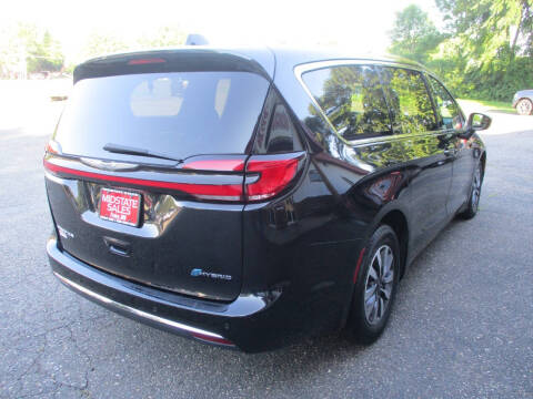 2023 Chrysler Pacifica Plug-In Hybrid Touring L